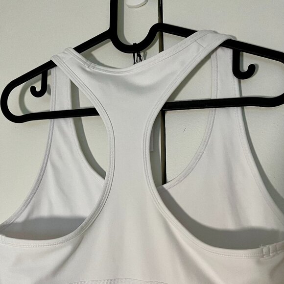 NWT Bandier Center Stage Tank in White size M $90 retail - Picture 9 of 12